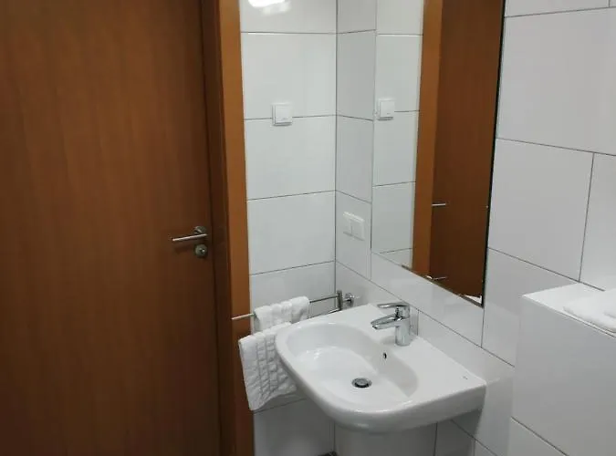 Nad Niwką 6 * Bielsko-Biała